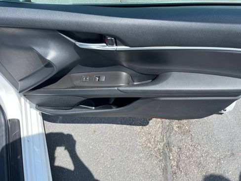 Used 2023 Toyota Camry SE FWD image 27
