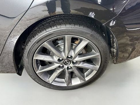 Used 2018 MAZDA MAZDA3 Touring image 31