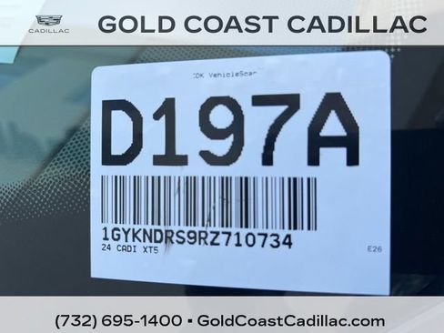 Certified 2024 Cadillac XT5 Premium Luxury w/ LPO, Floor Liner Package AWD/4WD image 27