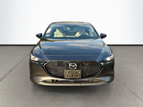 Used 2021 MAZDA MAZDA3 s image 2