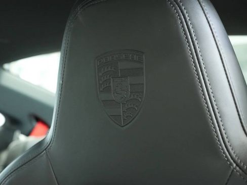 Used 2020 Porsche 911 Carrera S image 34