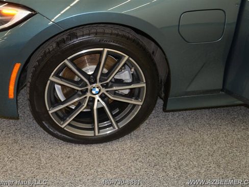 Used 2021 BMW 330e w/ Convenience Package image 48
