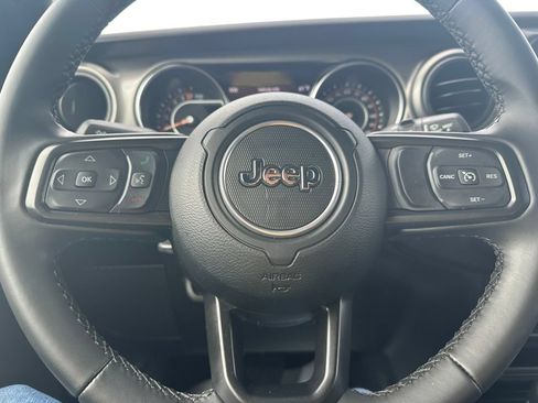 Used 2022 Jeep Wrangler Unlimited Sport w/ Sun And Sound Package AWD/4WD image 24