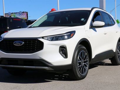 New 2025 Ford Escape SE