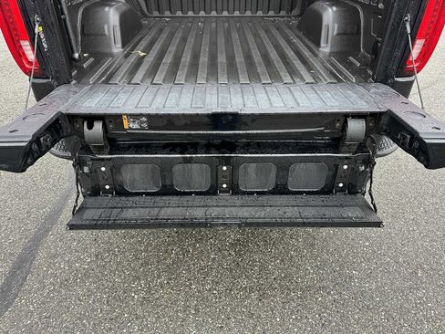 Used 2024 GMC Sierra 1500 Denali w/ Denali Reserve Package image 15