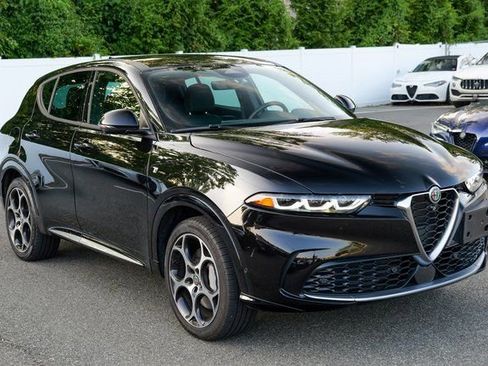 Used 2024 Alfa Romeo Tonale Ti w/ Active Assist Package image 9