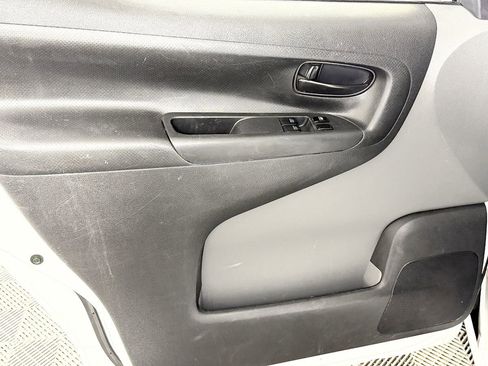 Used 2020 Nissan NV200 S w/ Back Door Glass Package image 15