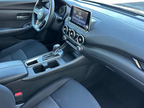 Used 2024 Nissan Sentra SV FWD image 16