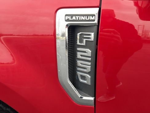 Used 2021 Ford F250 Platinum image 12