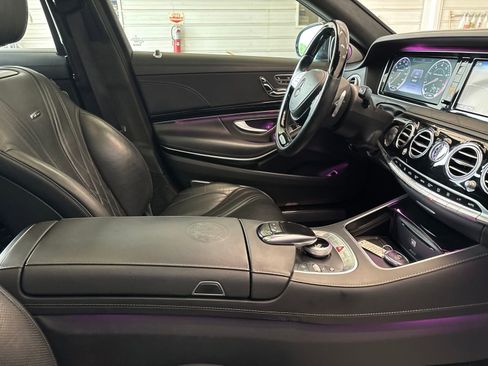 Used 2015 Mercedes-Benz S 63 AMG 4MATIC Sedan image 28
