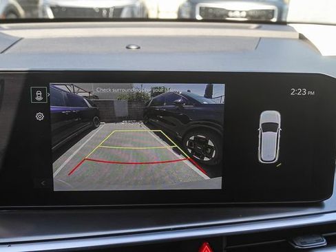 Certified 2025 Kia Sorento EX AWD/4WD image 24