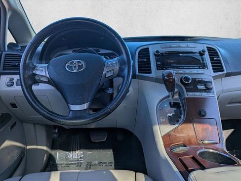 Used 2011 Toyota Venza image 15
