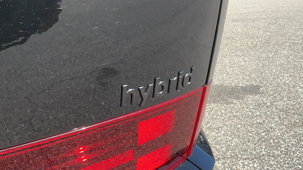 Used 2025 Hyundai Santa Fe Calligraphy FWD image 21