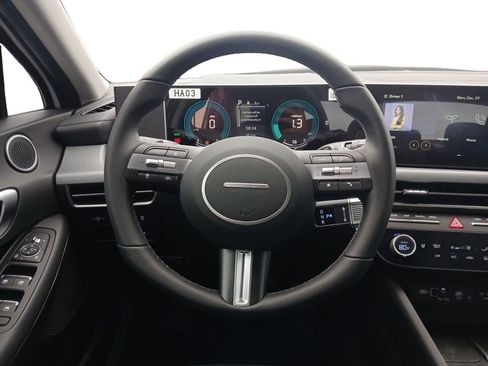 New 2025 Hyundai Sonata SEL FWD image 12