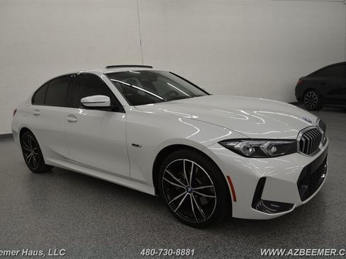 Used 2023 BMW 330e w/ M Sport Package RWD image 8