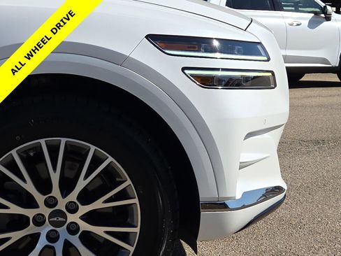 Used 2022 Genesis GV80 2.5T AWD/4WD image 5