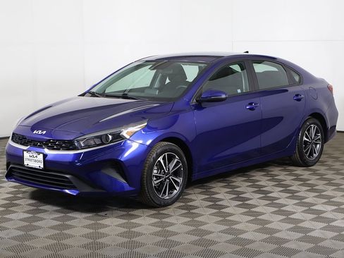 Used 2023 Kia Forte LXS w/ LXS Technology Package image 7