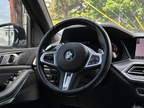 Used 2021 BMW X5 xDrive40i w/ M Sport Package AWD/4WD image 9