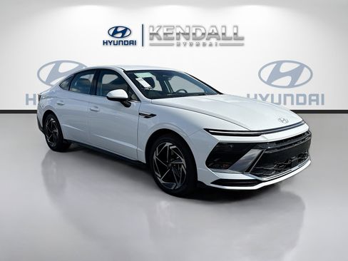 New 2026 Hyundai Sonata SEL image 1