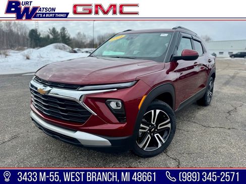 Used 2024 Chevrolet TrailBlazer LT w/ LT Cold Weather Package image 1