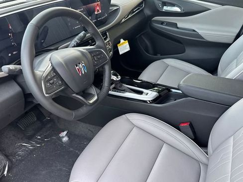 New 2026 Buick Envista Avenir image 10