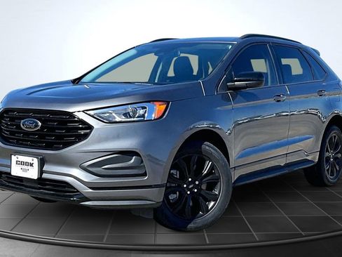 Used 2022 Ford Edge SE w/ Black Appearance Package image 12