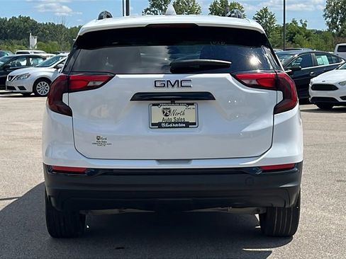 Used 2020 GMC Terrain SLE image 6