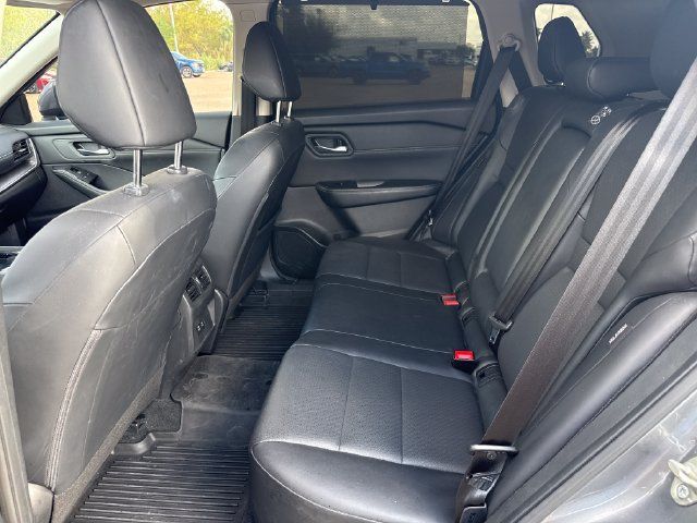 Certified 2024 Nissan Rogue SV w/ SV Premium Package FWD image 11