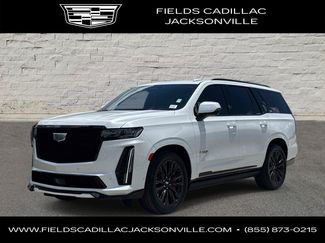 Used 2024 Cadillac Escalade V w/ LPO, ONYX Package AWD/4WD video 1
