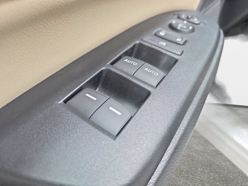 Used 2022 Honda CR-V Touring image 27