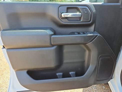 Certified 2024 Chevrolet Silverado 2500 Custom w/ Custom Value Package AWD/4WD image 22
