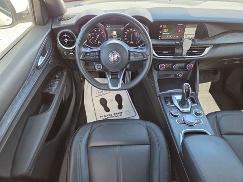 Used 2023 Alfa Romeo Stelvio Sprint RWD image 20