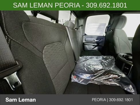 New 2026 RAM 1500 Express AWD/4WD image 24