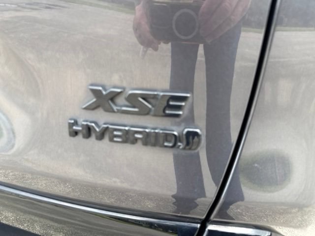 Used 2024 Toyota RAV4 XSE w/ Advanced Technology Package AWD/4WD image 11