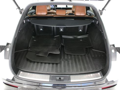 Used 2025 Toyota Crown Signia w/ Advanced Technology Package AWD/4WD image 34