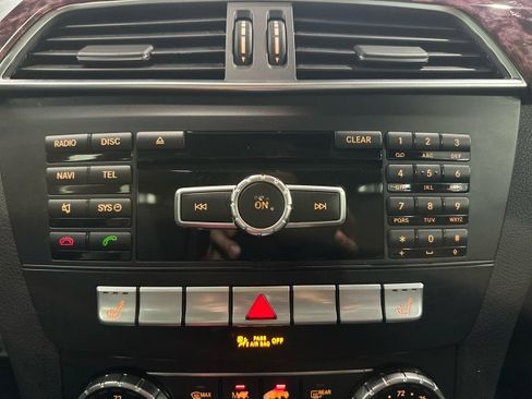 Used 2014 Mercedes-Benz C 250 Sedan image 54