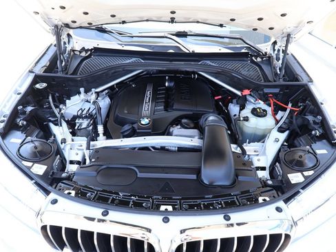 Used 2017 BMW X5 xDrive35i AWD/4WD image 43