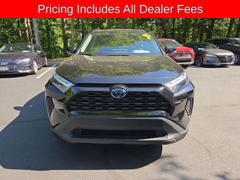 Used 2024 Toyota RAV4 XLE w/ Convenience Package AWD/4WD image 12