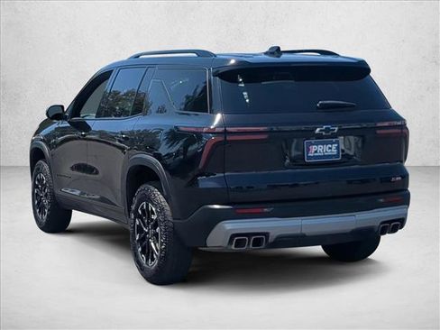 Used 2025 Chevrolet Traverse Z71 AWD/4WD image 8