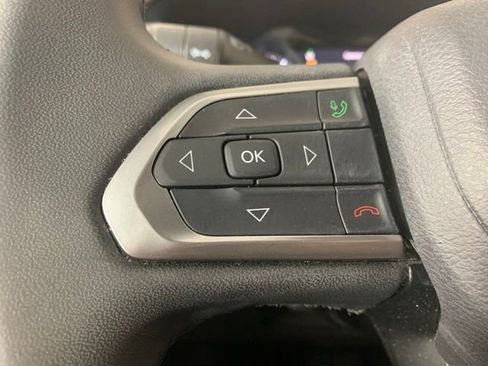 Used 2024 Jeep Compass Latitude AWD/4WD image 25