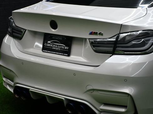 Used 2016 BMW M4 Coupe w/ Executive Package RWD image 11