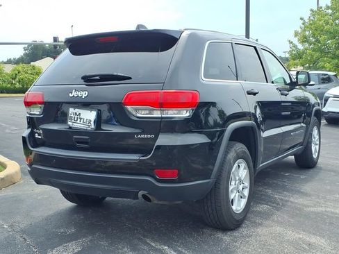 Used 2018 Jeep Grand Cherokee Laredo AWD/4WD image 21