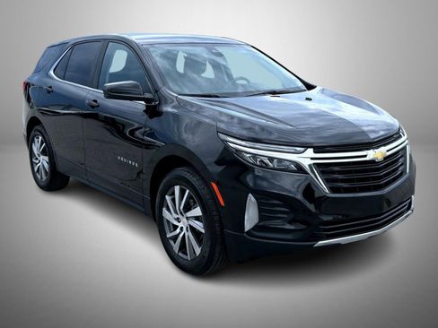 Certified 2023 Chevrolet Equinox LT image 3