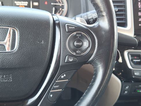 Used 2018 Honda Pilot Elite image 37