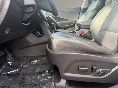 Used 2018 Hyundai Santa Fe Sport 2.0T w/ Cargo Package AWD/4WD image 18