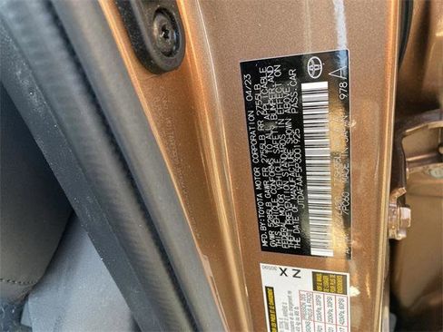 Certified 2023 Toyota Crown Platinum image 32