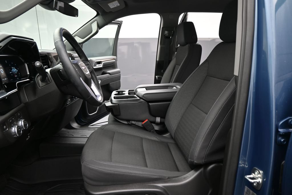 Used 2026 GMC Sierra 1500 Elevation AWD/4WD image 11