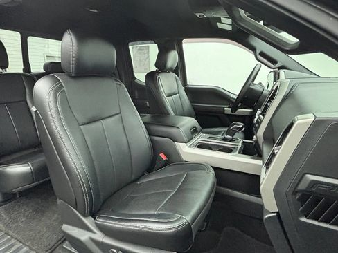 Used 2018 Ford F150 Lariat w/ Equipment Group 502A Luxury AWD/4WD image 34