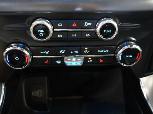 New 2026 Ford F150 XLT w/ Equipment Group 302A MID AWD/4WD image 41