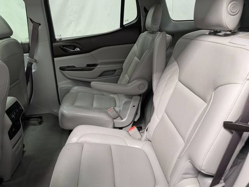 Used 2018 GMC Acadia SLT FWD image 10